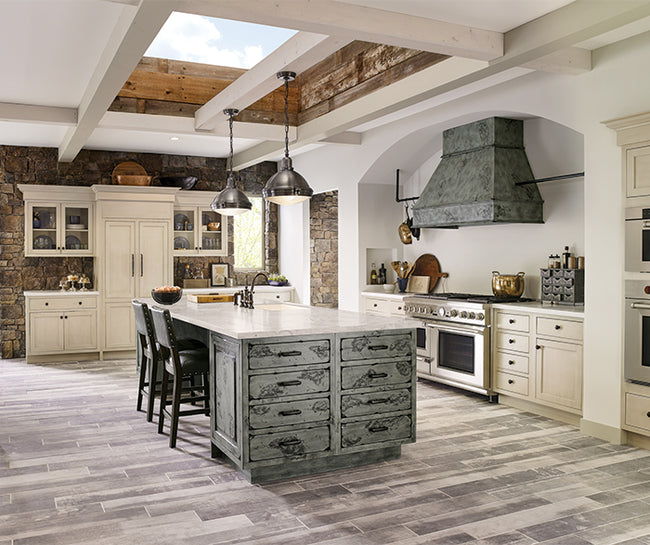 Fieldstone Cabinets Check Out Regent Green Paint And Nordic Breeze