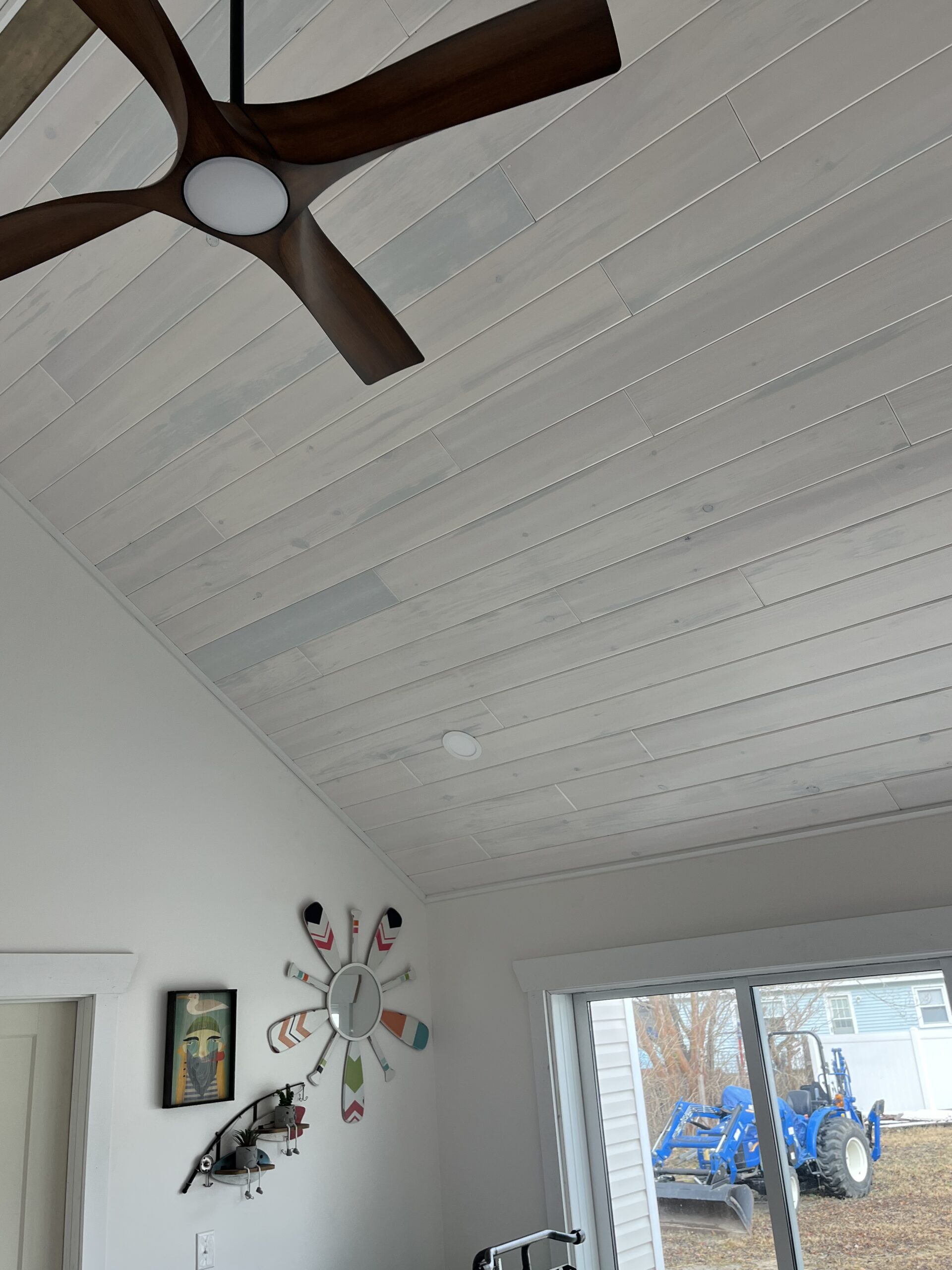 White Pine Nickel Gap Paneling Pre-finished - Bluestain Whitewash