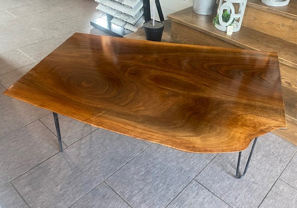 Live Edge Coffee Table Medium